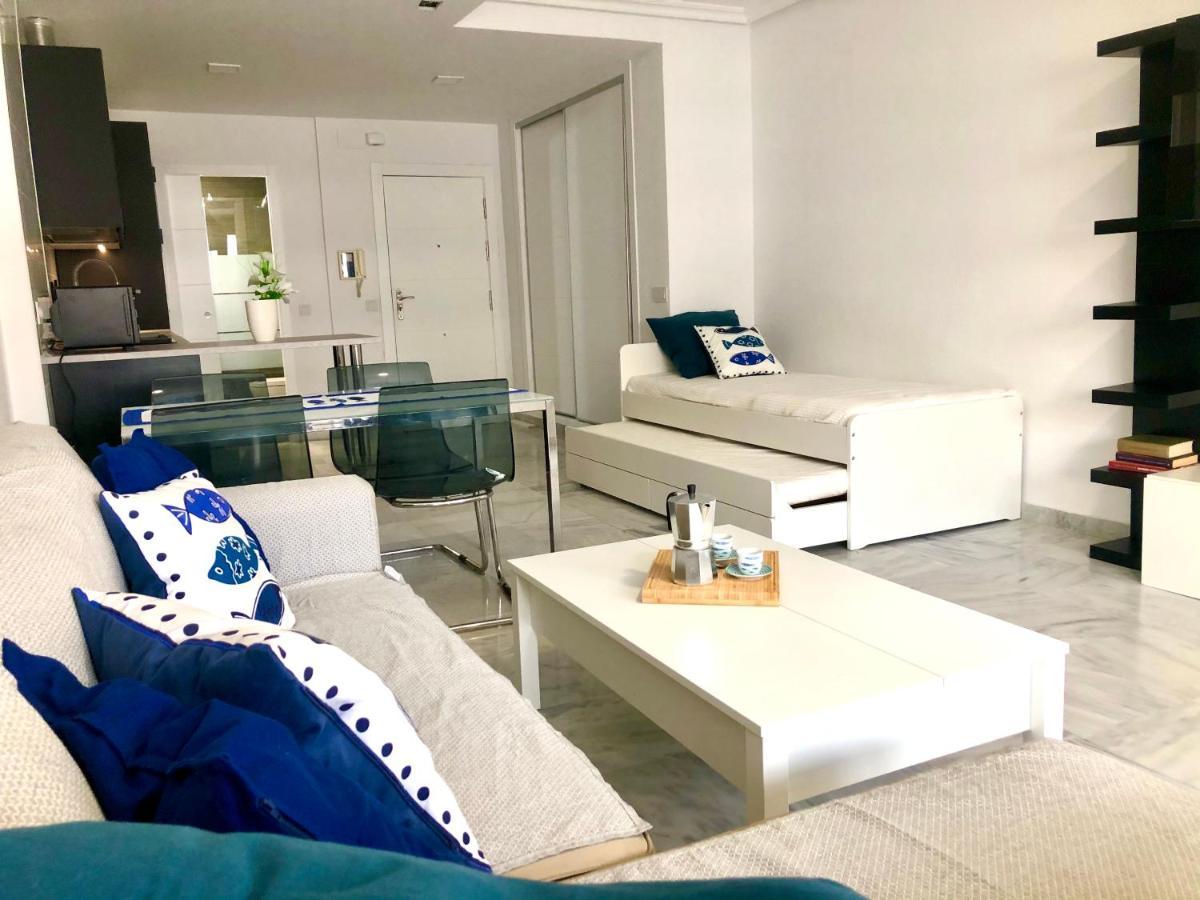 شقة كاديز  في Gatu Loft Trip 1ª Linea De Playa, Wifi, Aire Acc المظهر الخارجي الصورة