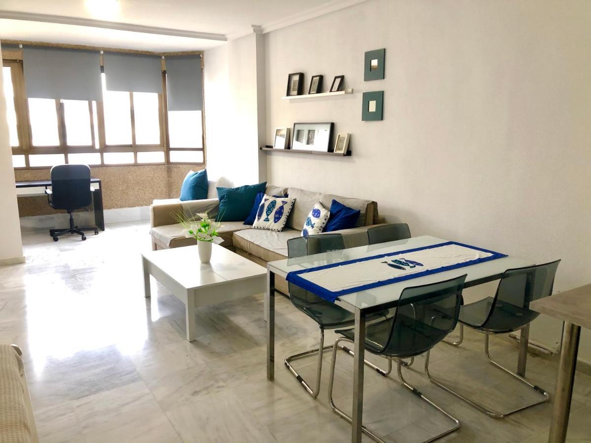 شقة كاديز  في Gatu Loft Trip 1ª Linea De Playa, Wifi, Aire Acc المظهر الخارجي الصورة