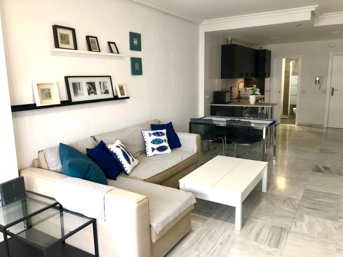 شقة كاديز  في Gatu Loft Trip 1ª Linea De Playa, Wifi, Aire Acc المظهر الخارجي الصورة